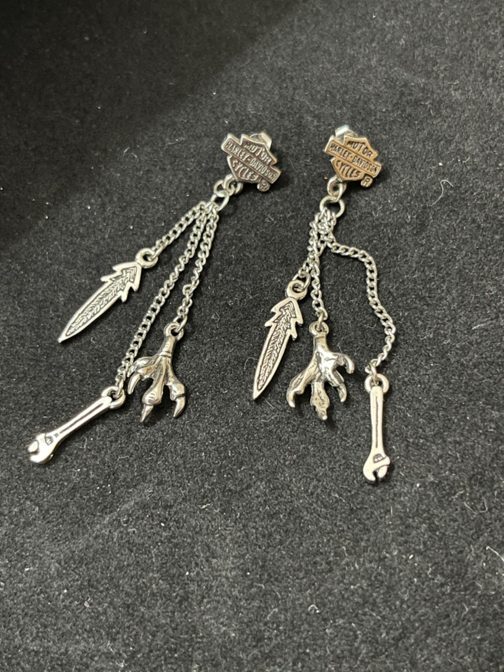 HARLEY DAVIDSON Dangle Earrings Feather Claw Wrench Charms Vintage Look